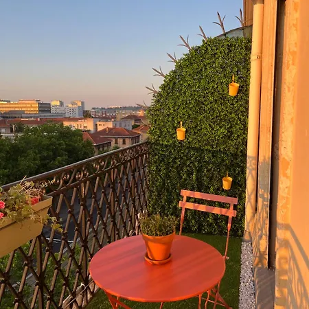 Apartment Cosy Apt With Balcony - 2 Minutes From Metro Station Paris