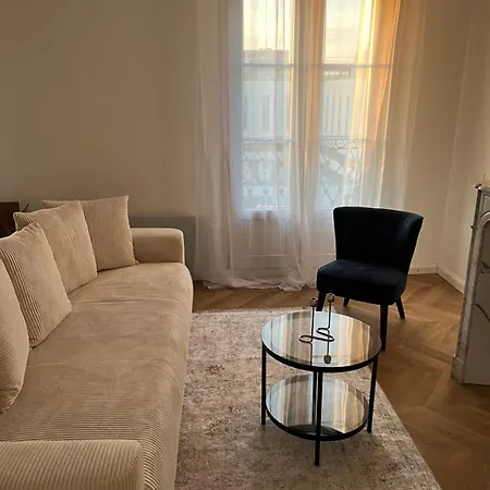 Cosy Apt With Balcony - 2 Minutes From Metro Station * Paris